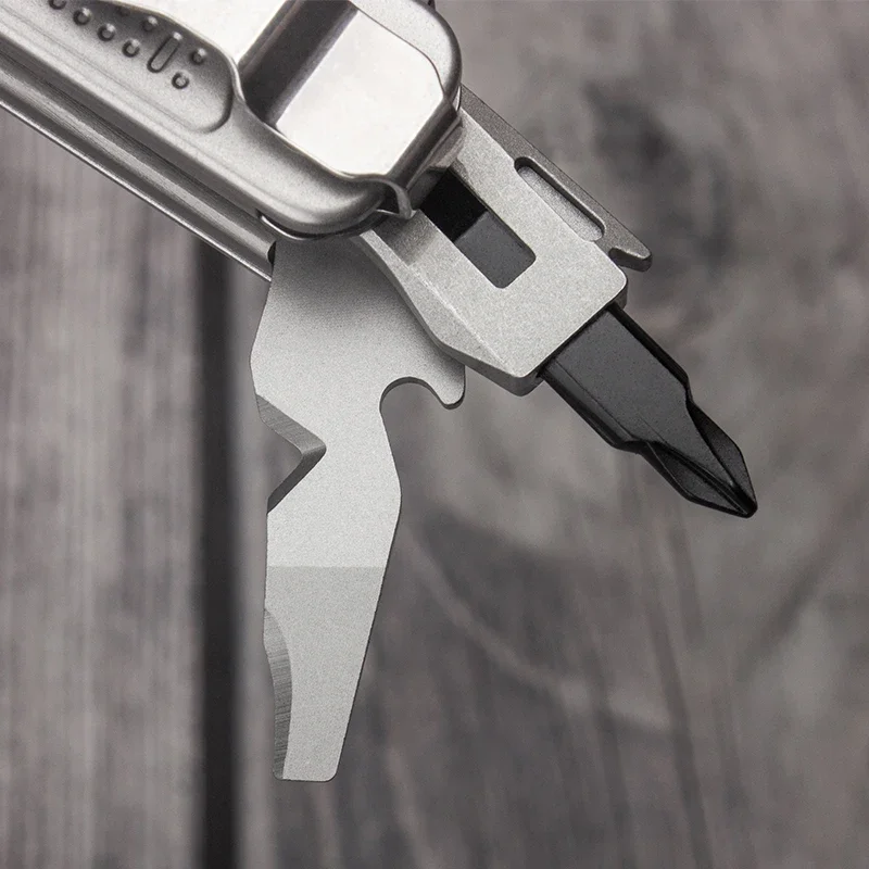 Складные плоскогубцы BHBT