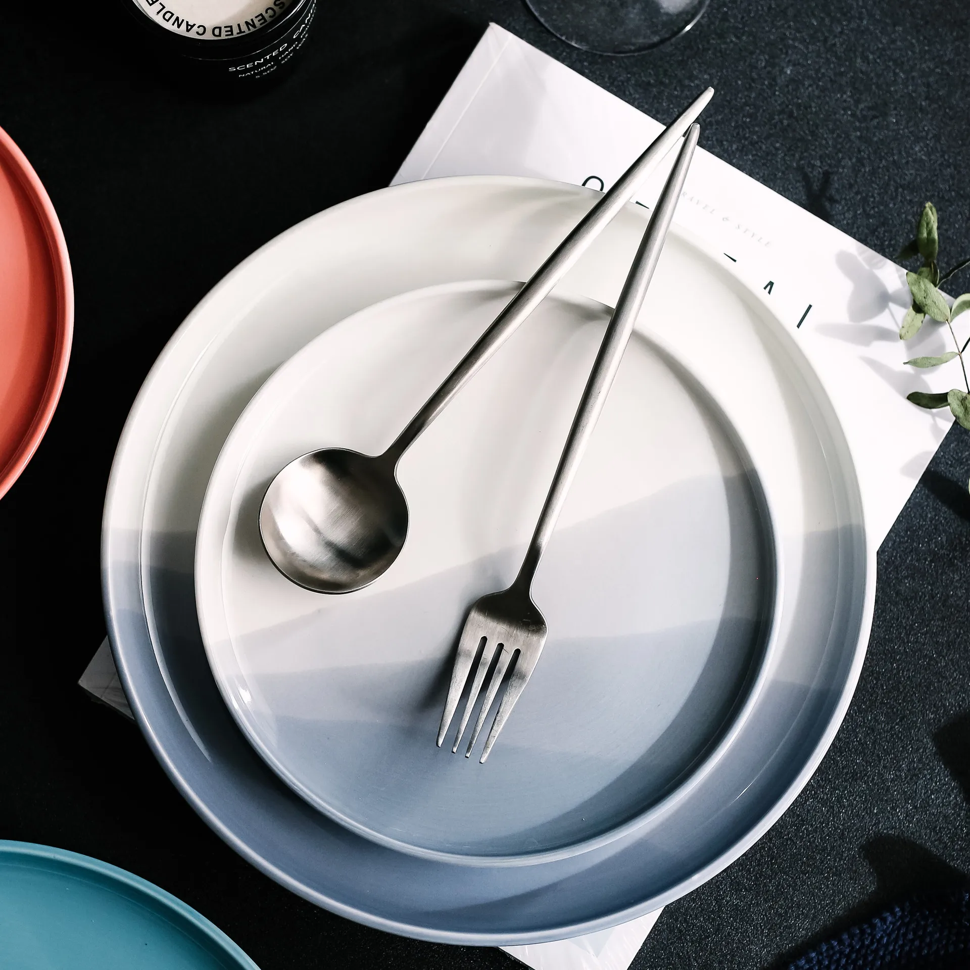 

Creative Nordic Disc Tableware Kitchen Dinner Plate Ceramic Household Shallow Plate Breakfast Dessert Salad Steak Dinnerware