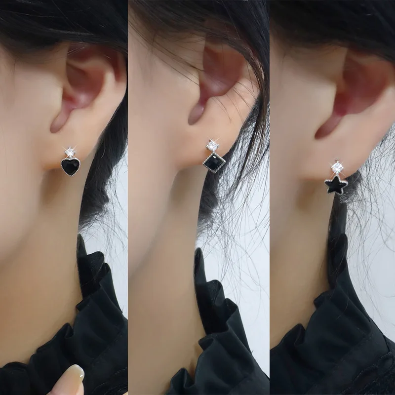 Женские серьги-кольца с черным сердцем и ромбом