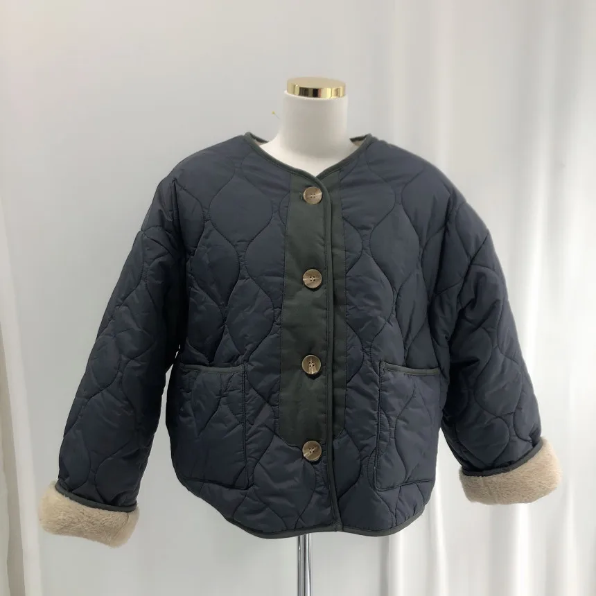 Clothland Women Thick Fur Padded Jacket Reversiable Wear Long Sleeve Pockets Winter Casual Warm Coats Tops CA462