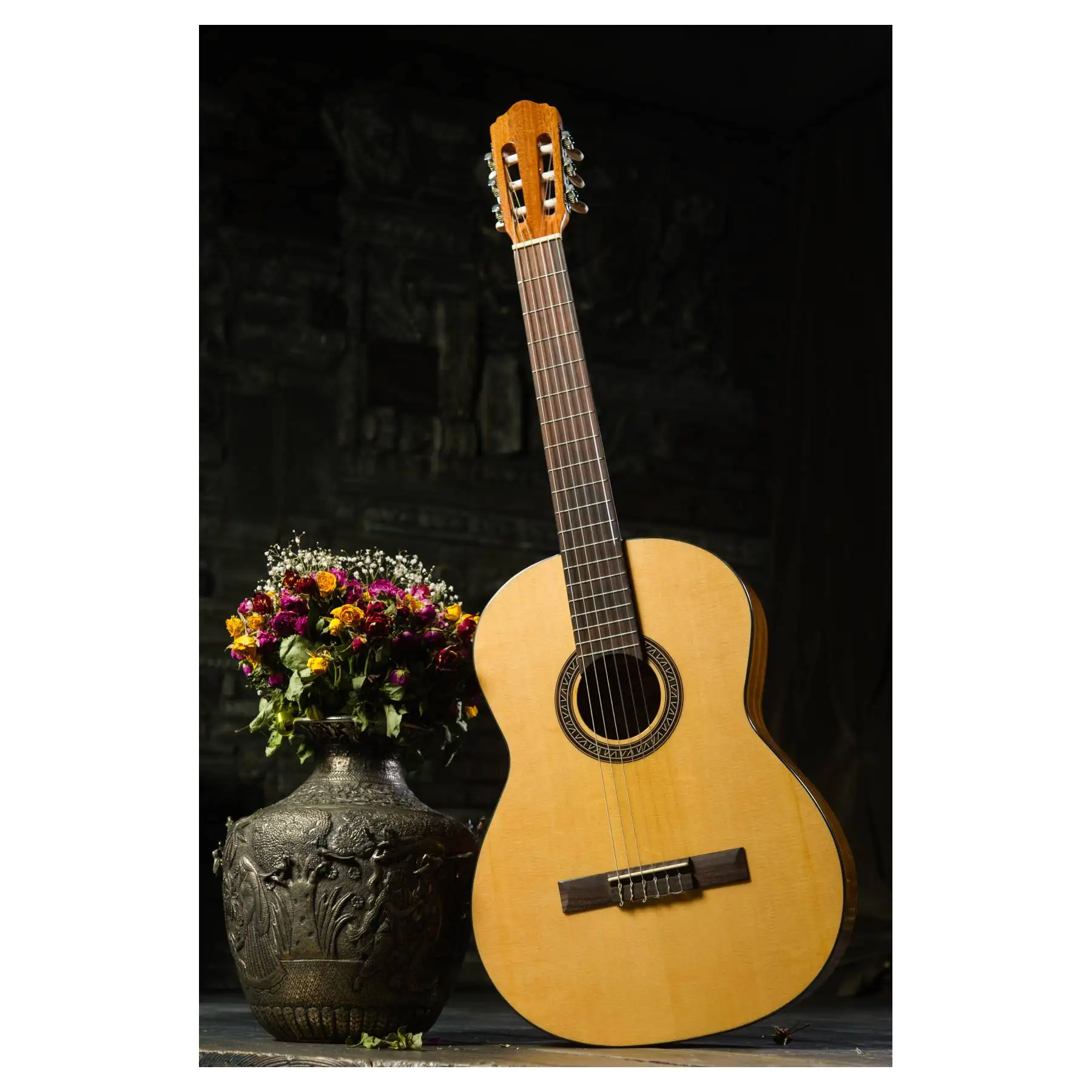 Гитара флайт ц 120. Гитара flight c120 4/4k. Классическая гитара flight c100 bk. Классическая гитара flight c-120 bk 4/4. Flight c.