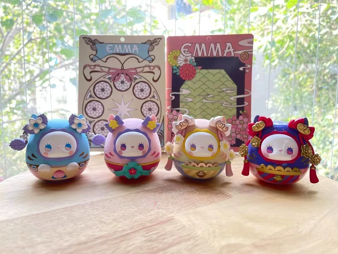 Фигурка куклы EMMA Secret Forest Daruma милая коробка сюрпризов Roly-poly подвесная открытка