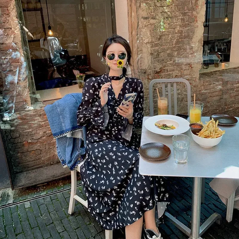 Женское элегантное длинное шифоновое платье с кулиской и V-образным вырезом