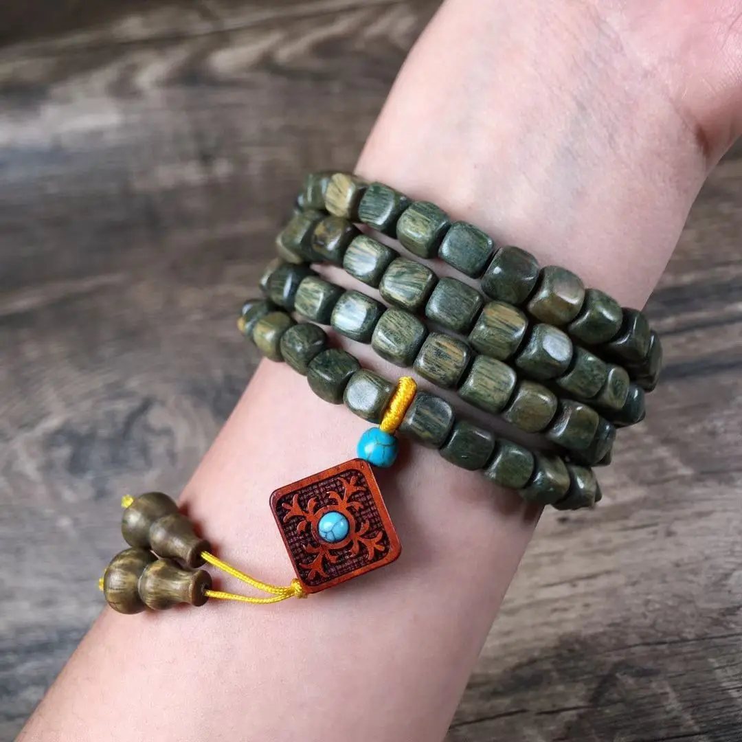 UMQ аргентинские старые материалы кубические бусины для сахара 108 зеленые