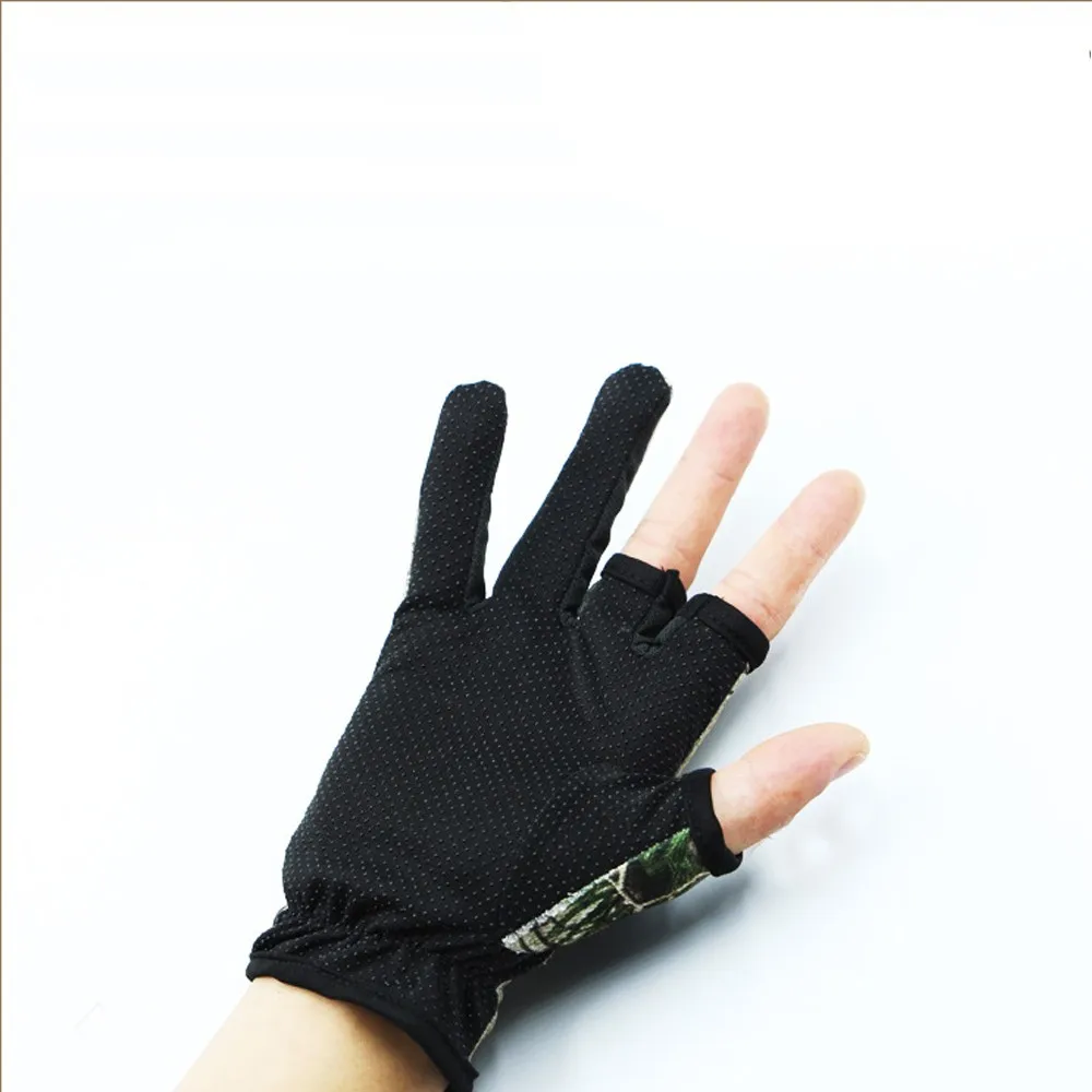

1Pair Fishing Gloves Anti-slip Fishing Gloves 3 Finger Cut Waterproof Sun Protection Camo Fish Gloves Silicone Waterproof Gloves