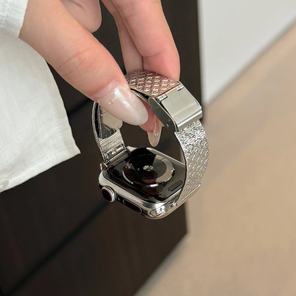 Фото Металлический браслет из нержавеющей стали с рыбьей чешуей для Apple Watch Series 11/10/9/8/7/Ultra iWatch, ремешок 49/46/45/44/42/41/40/38 мм №2