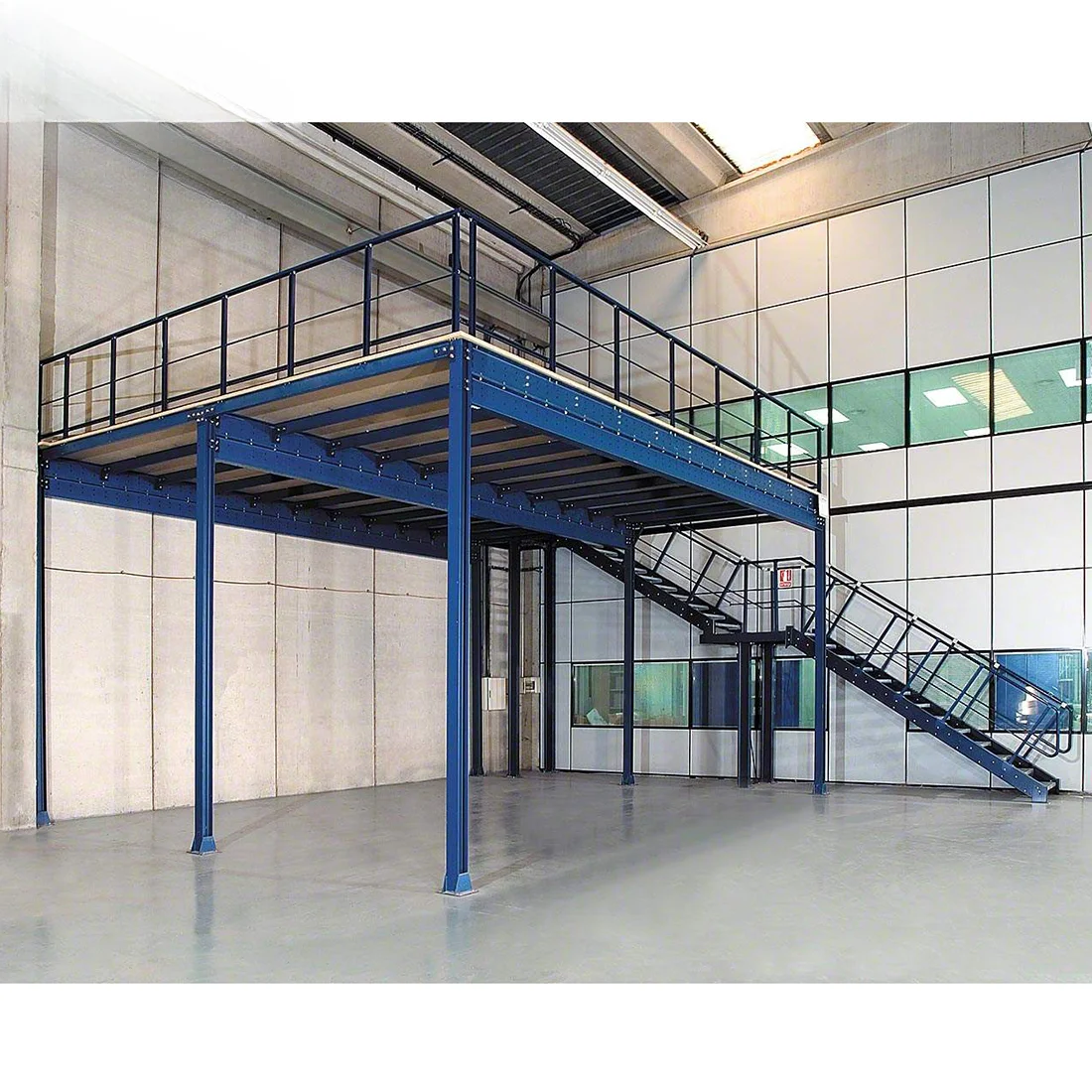 Промышленные стальные полки многоуровневый стальной напольный стеллаж для