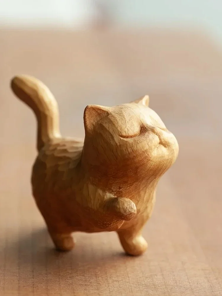 

Деревянный кот из самшита