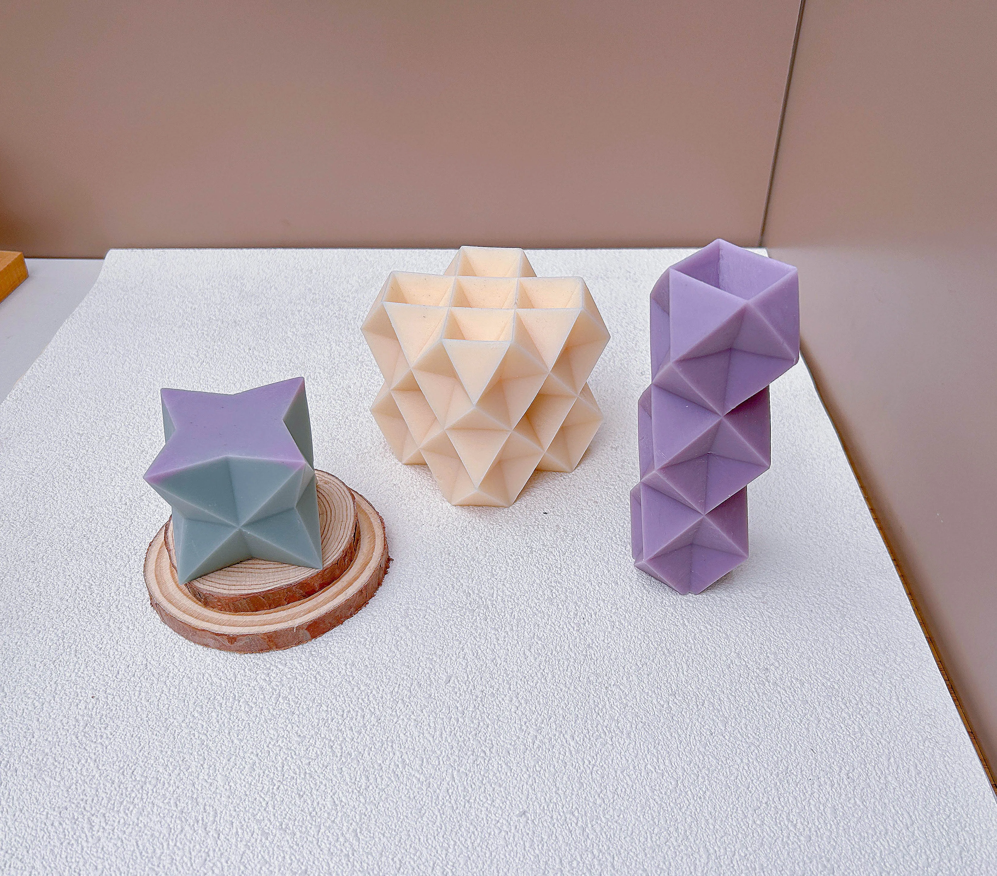 

Large Abstract Minimalist Rubik's Cube Candle Silicone Mold Diamond Cube Candle Mold Art Geometry Column Cake Gypsum Resin Tool