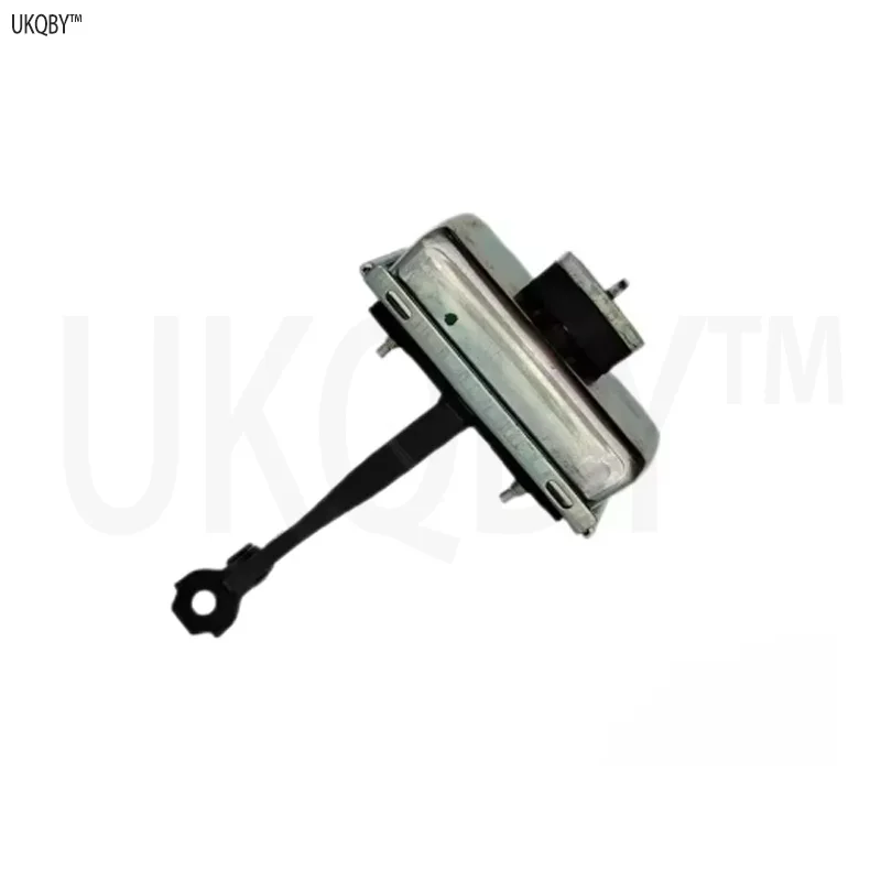 Ra ng e Ro ve r Ev oq ue 2012 LR027611 стопор в сборе-двери