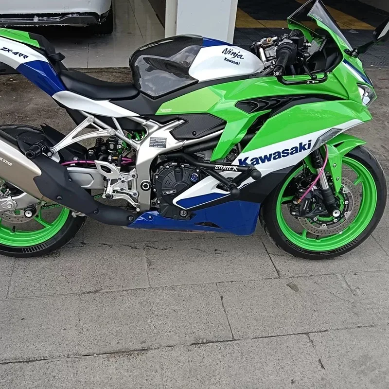 Защита бака мотоцикла Kawasaki ZX4R/ZX4RR модификация углеродного волокна спортивная