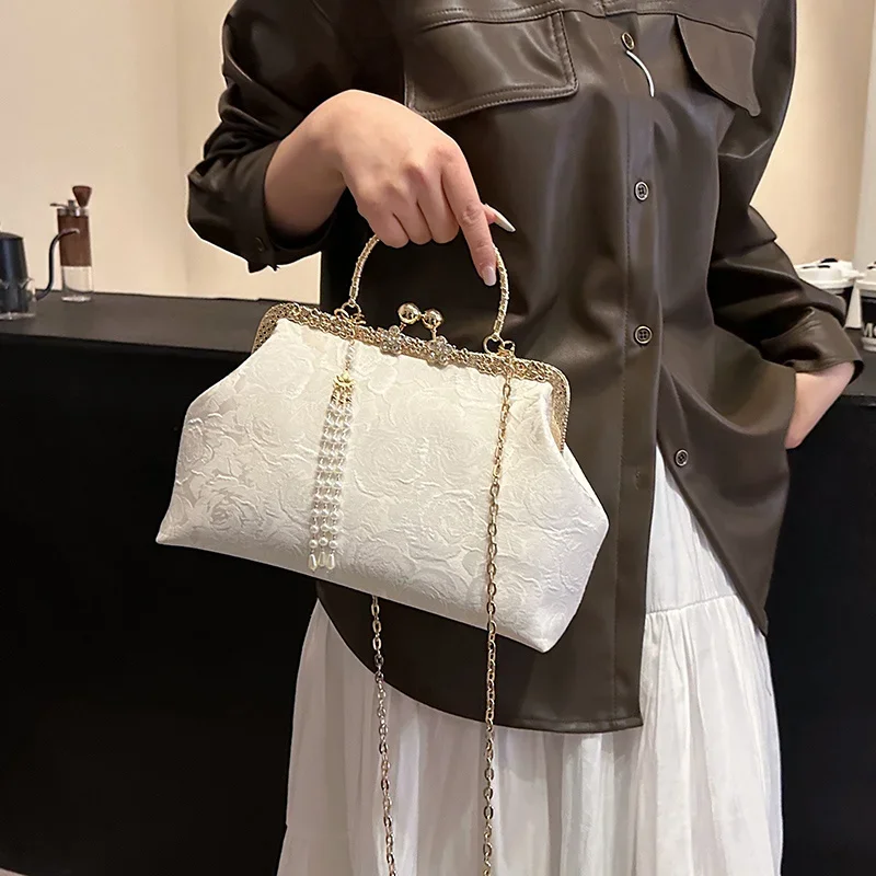 Дизайнерская Женская Сумка Через Плечо С Красной Розой И Цепочкой Клатч