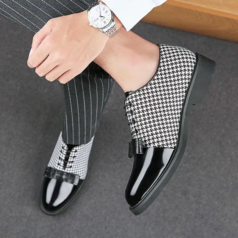 

Corrida Men's Sports Boots Black Designer Luxury 2022 Brand Man Luxury Sneakers Wit Sneakers Sport Mens Running Trainers Tennis