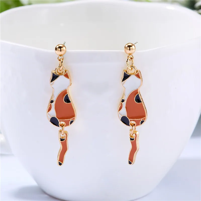 

New Cute Small Cat Shape Earring for Women Fashion Funny Enamel Kitten Animal Earrings Party Birthday Friendship Jewelry Gifts