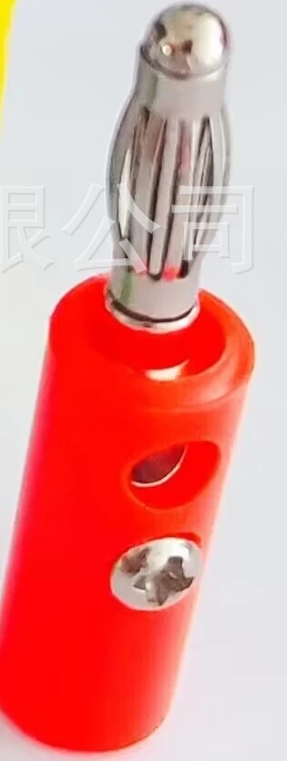 

Штекер типа «банан» 4 мм