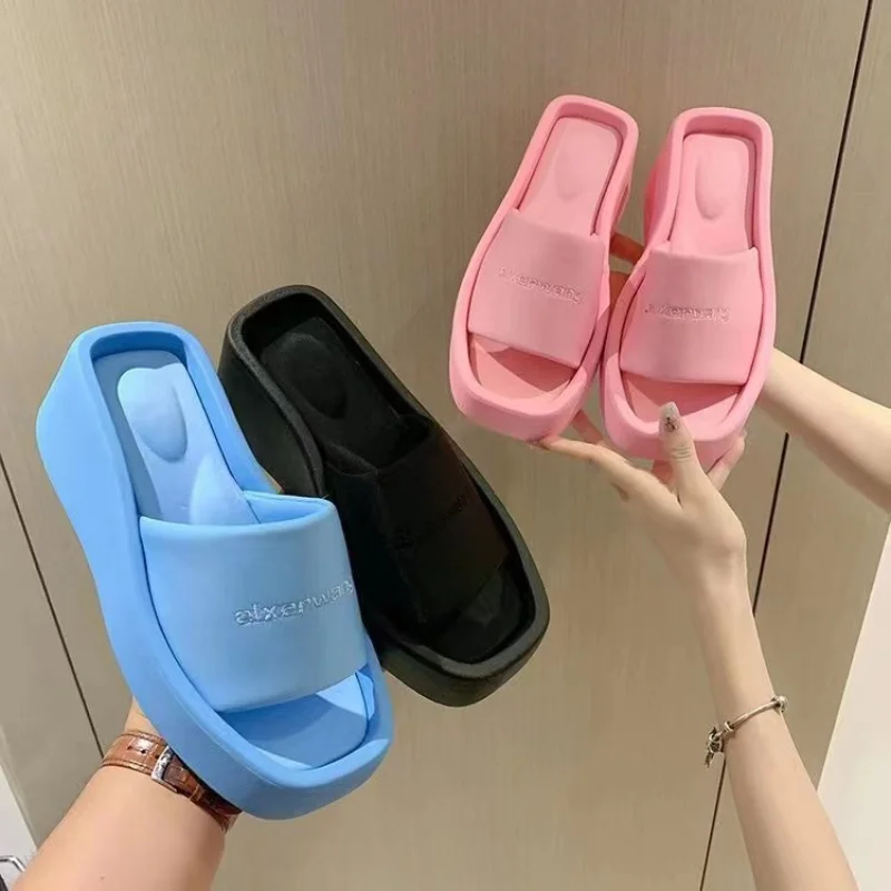 

Fashion Women's Slippers Square Toe Thick Sole Sandals Non Slip Slope Heel Slippers Casual Women Sandals Sizes 35-43 Slippers
