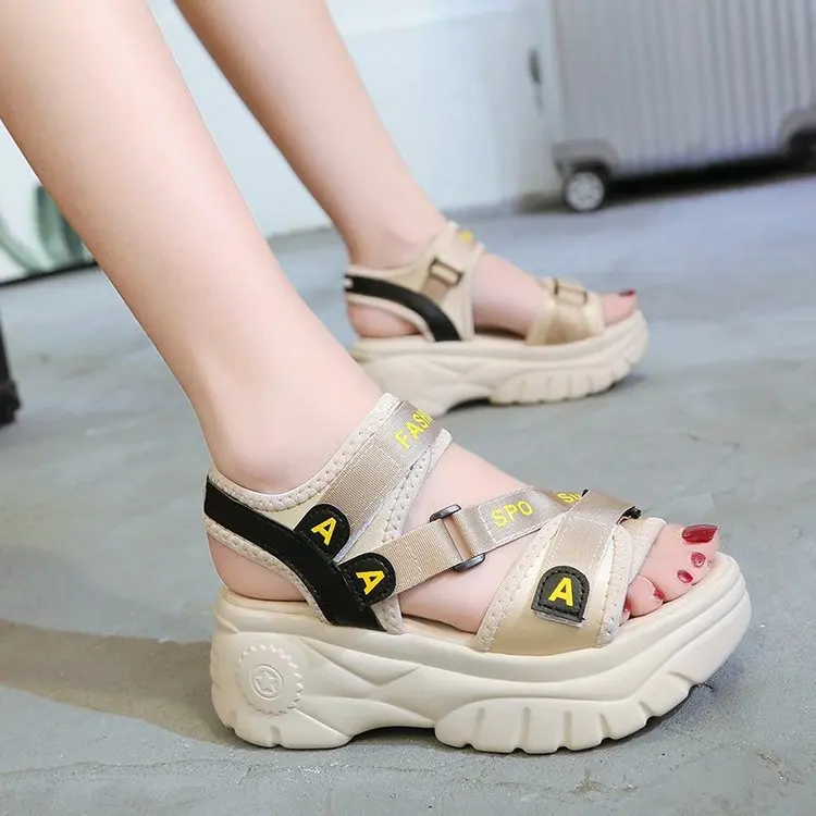 

2022 NEW Summer Ladies Sandals Ladies Platform Flat Shoes Ladies Leather Sandals Sports Platform Women Sandals