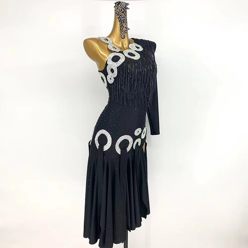 Черная юбка для латинских танцев с кисточками взрослых румба самба чача женская