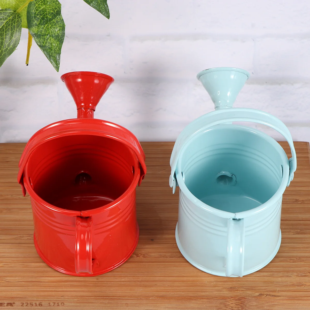 

Watering Can Metal Kids Flower Bucket Pot Kettle Garden Tin Ironvase Mini Childrenplantssprinkling Indoor Water Tools Gardening