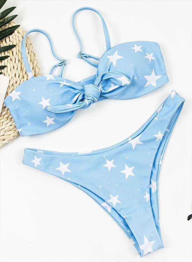 Рисунок 6 - Купальник разных цветов