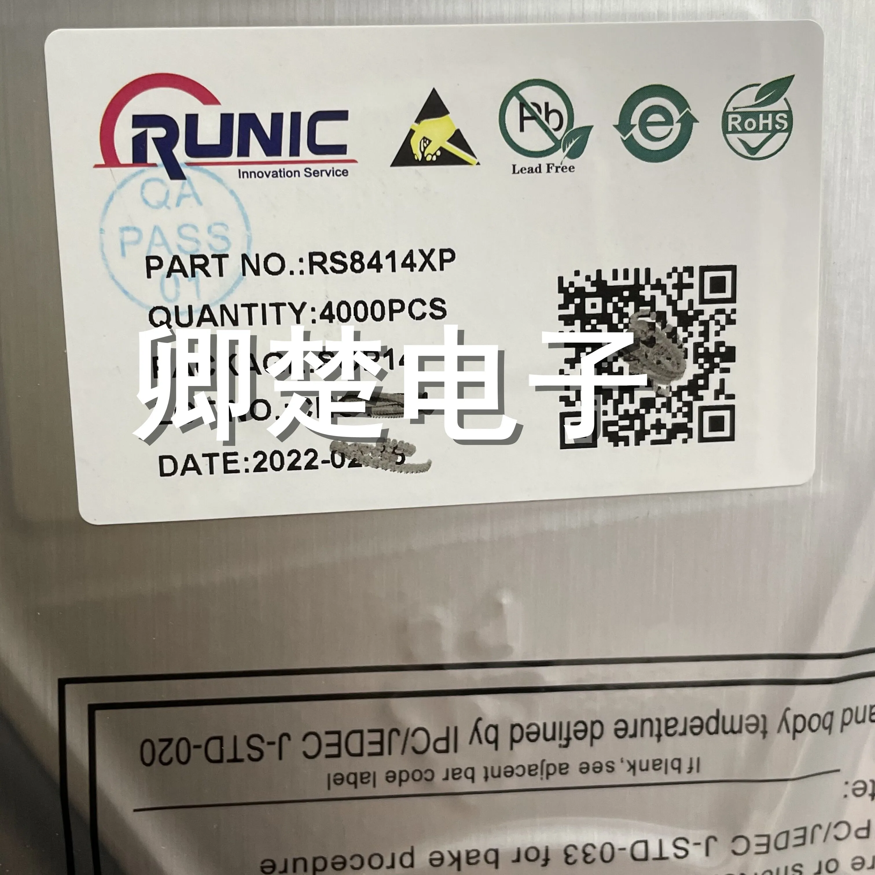 

30pcs original new RS8414XP SOP operational amplifier IC chip