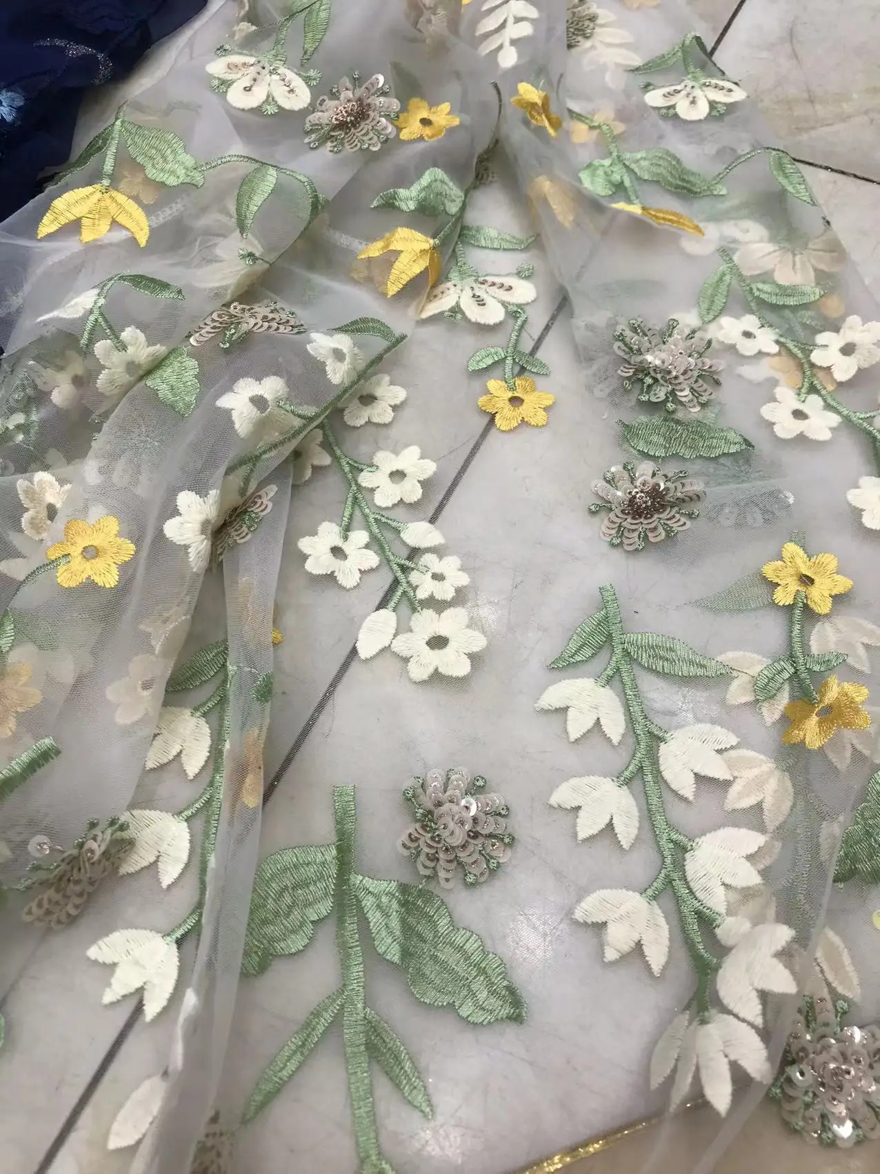 Новинка супер красивые блестки 3D трехмерное маленькое свежее кружевная вышивка