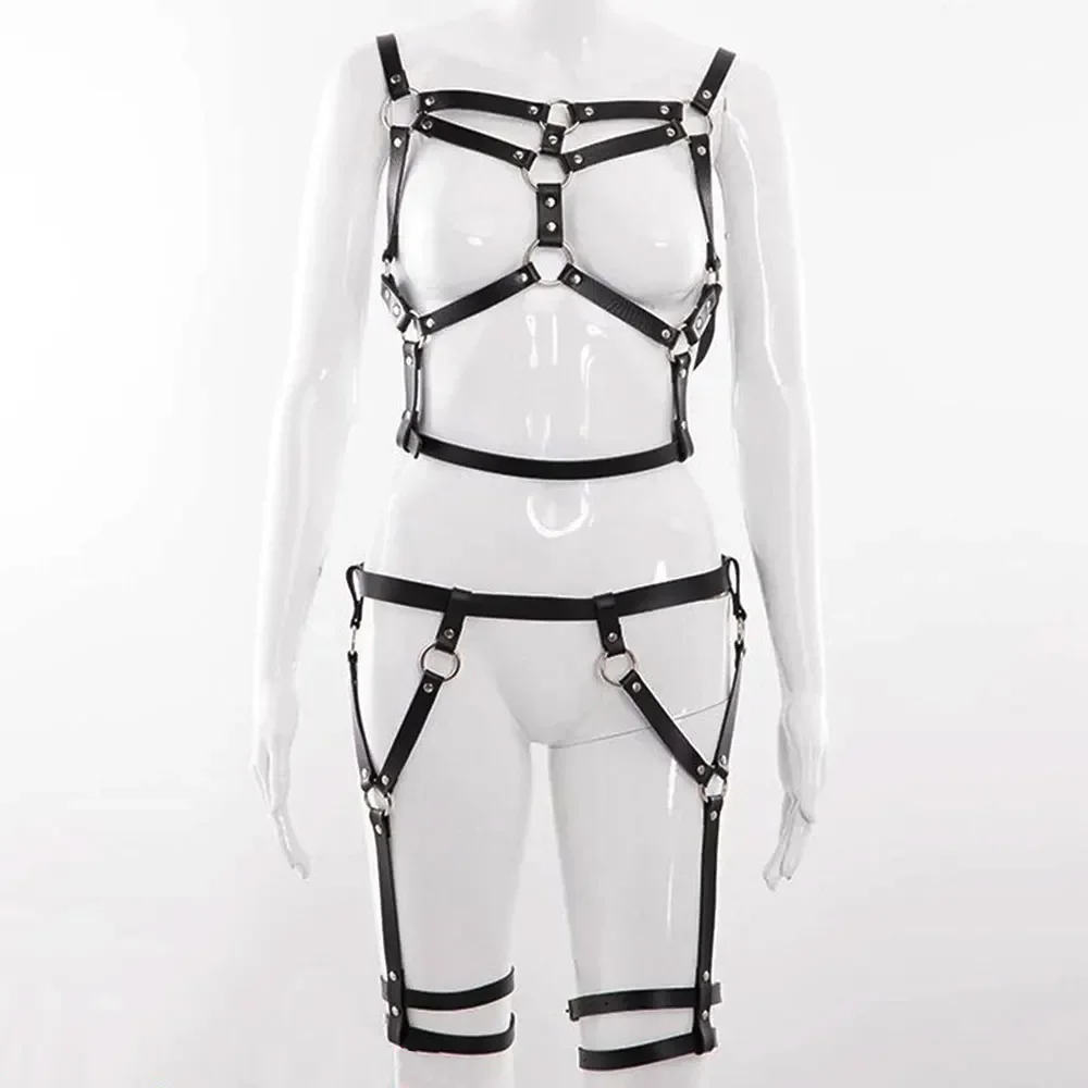 Женская одежда Клубная черный кожаный комплект из двух предметов с подвязками