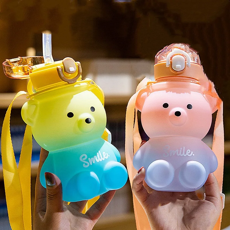 

800ML Bear Straw Water Bottle Summer Large Capacity Plastic Straw Drinking Cup Cute Children Sports Water Cup Kawaii Bear Kettle