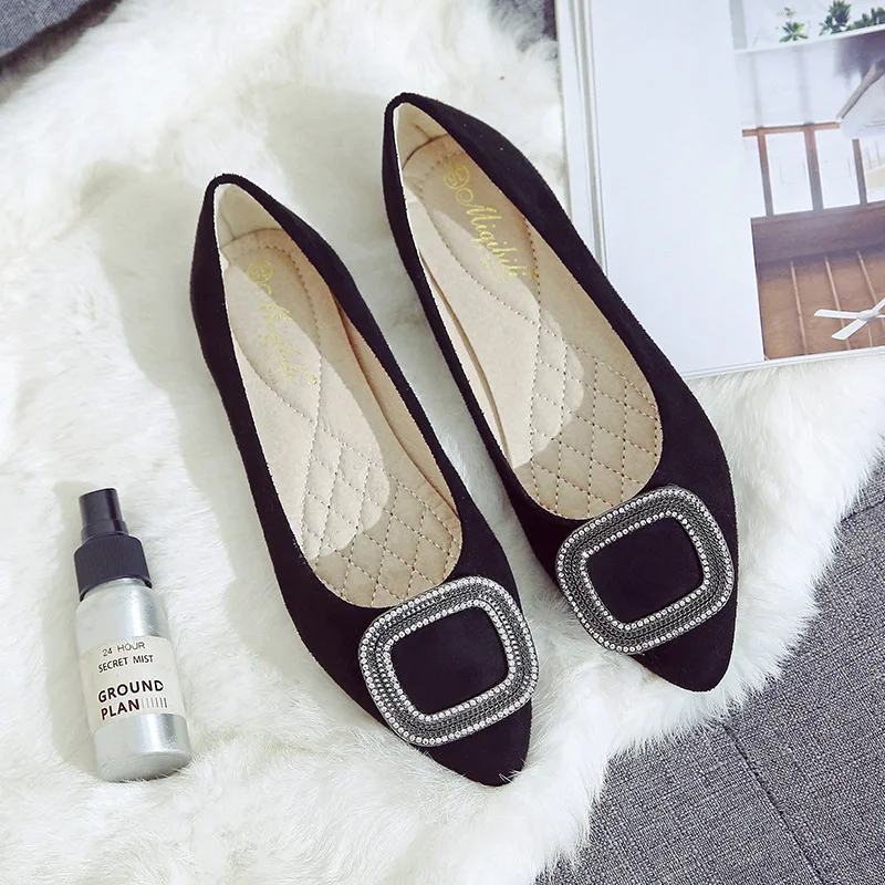 Luxury Womens Shoes Flats Boat Shoes Fashion Loafers Flock Pointed Shallow Crystal Shoes Woman Plus Size 34-43 High Quality