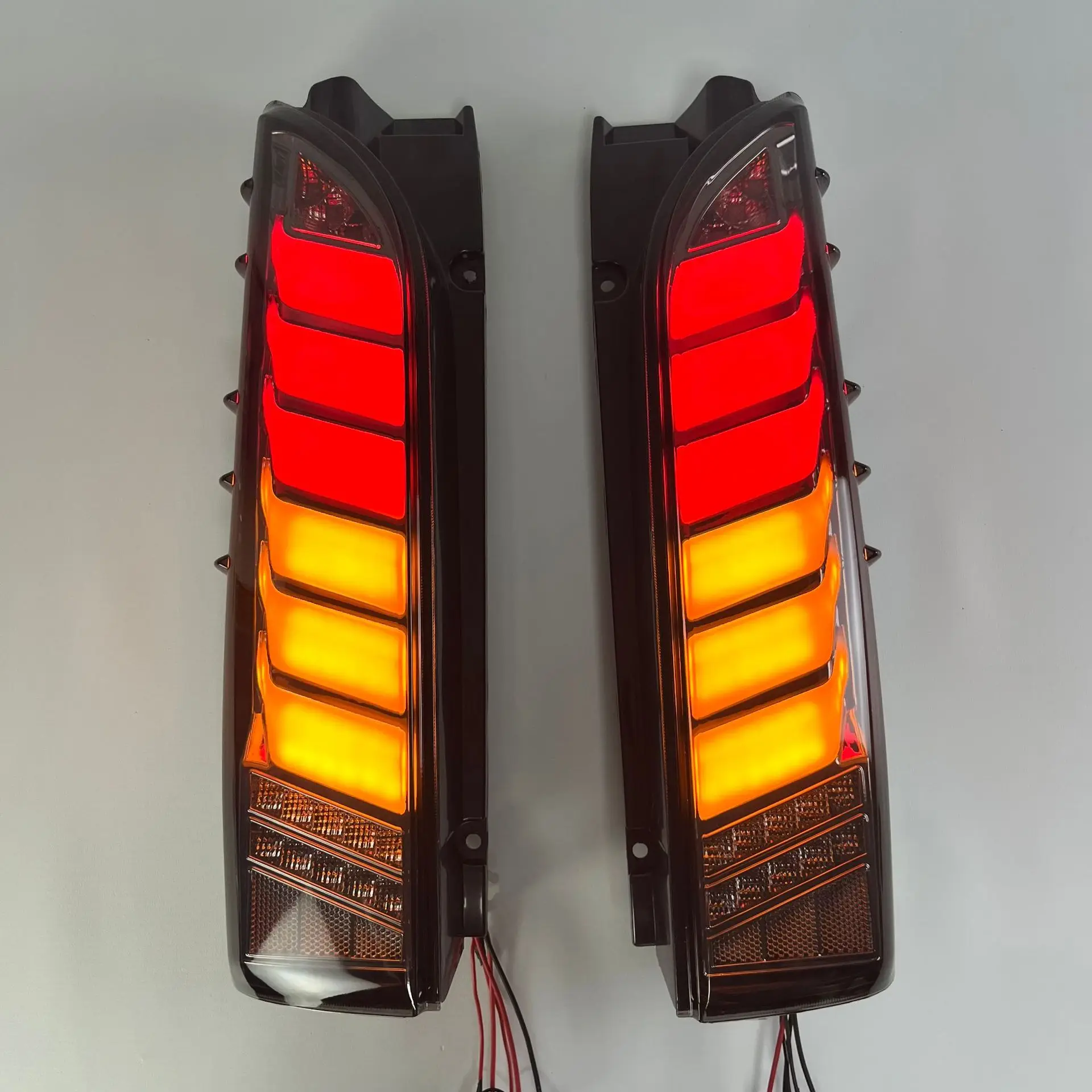 Задний фонарь в сборе задний тормозной для Toyota Hiace 2005 2006 2007 2008 2009 2010 2011 2012 2013 2014 2016