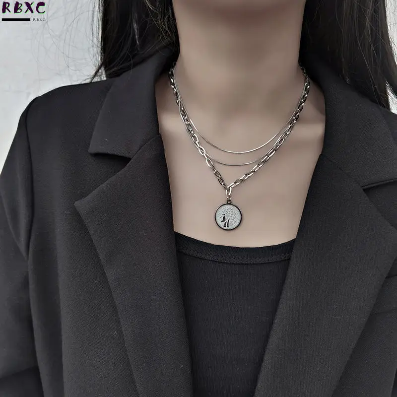 

Japanese and Korean Short Non Fading Ins Style Multi-layer Chain Head Coin Necklace Niche Design Sense Collarbone Sweater Chain