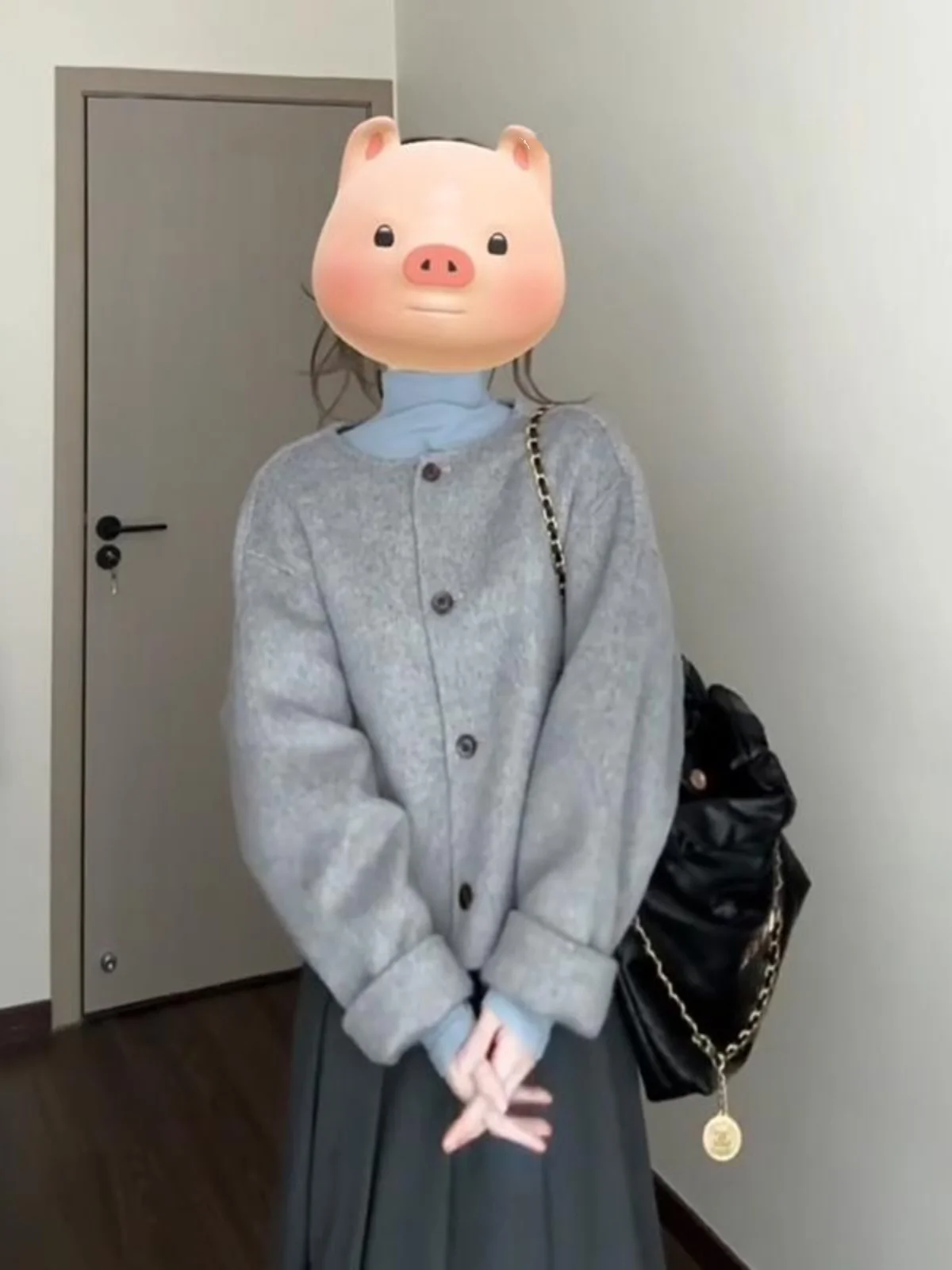 Серое короткое пальто женское осень и зима 2024 новинка осени зимы уникальная