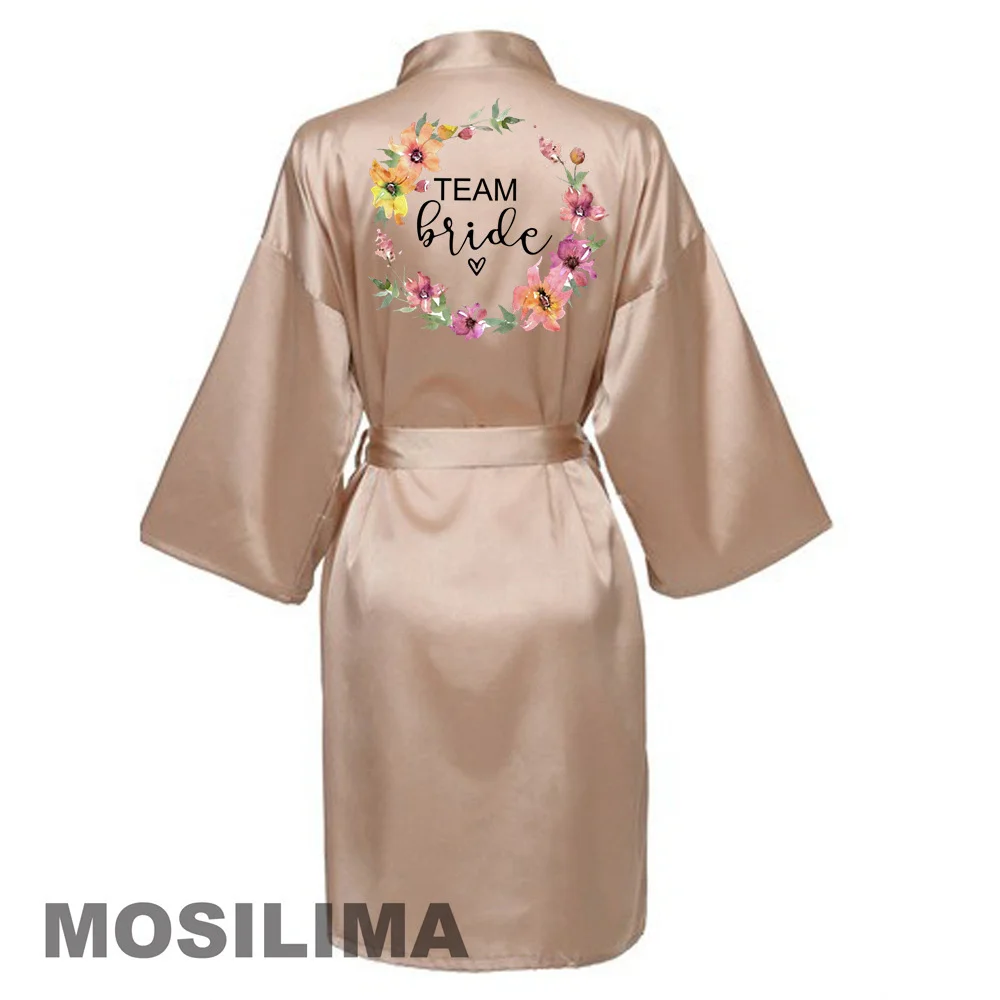 

Women Silk Satin Short Night Printing Robe Kimono Robe Fashion Bath Robe Sexy Bathrobe Femme Wedding Bride Bridesmaid Robe ZH049