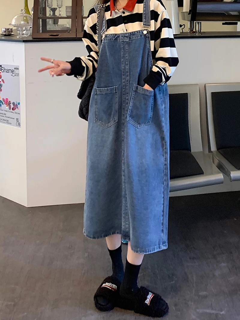 

Denim suspender skirt women's summer 2022 New Retro Hong Kong style long knee loose belly covering aging dress