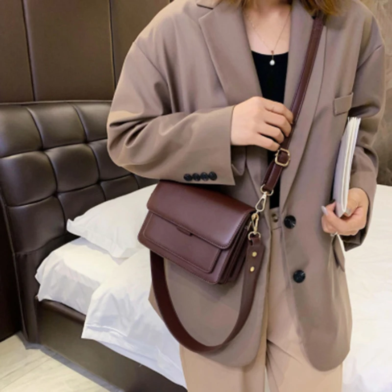

Lightweight PU Leather Flap Bags For Women Summer Lady Shoulder Handbag Simple Female Daily Flap Crossbody Bag