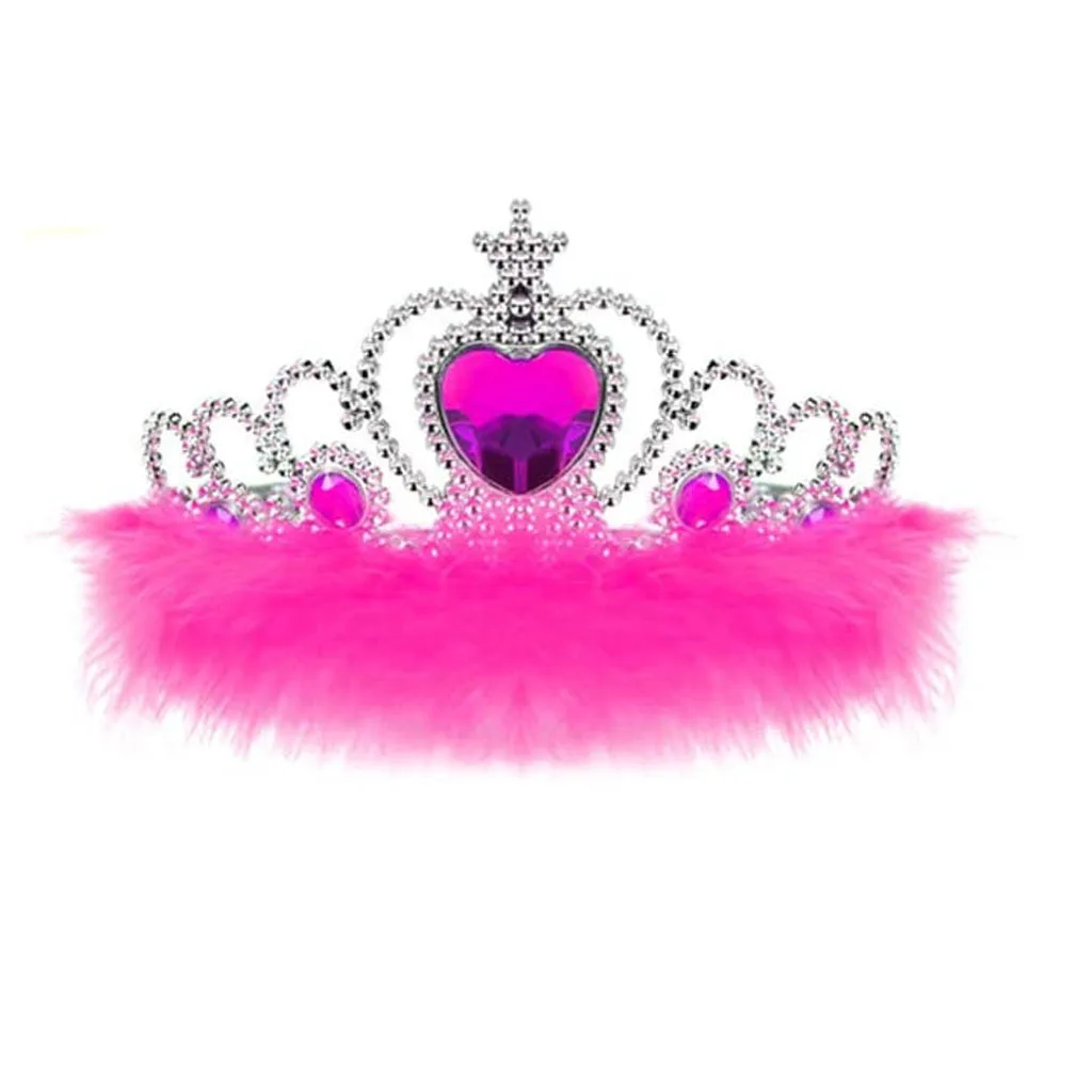 

Пластиковая корона из перьев