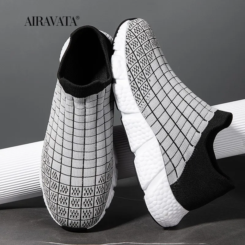 Spring Summer Knitting Sneakers Men Light Breathable Mesh Flats Man Non-slip Soft Bottom Casual Socks Shoes 2022