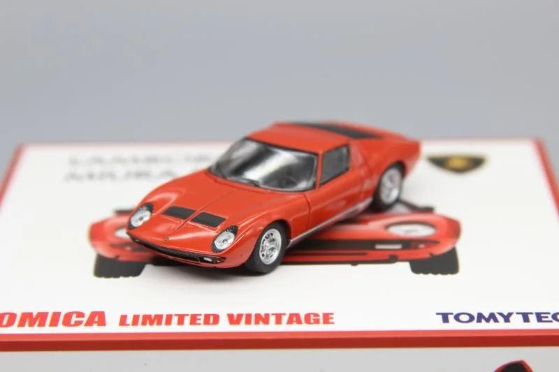 

TLV Domeka 1:64 Lamborghini red Miura two-door hardtop P400 alloy car model collection decoration gift