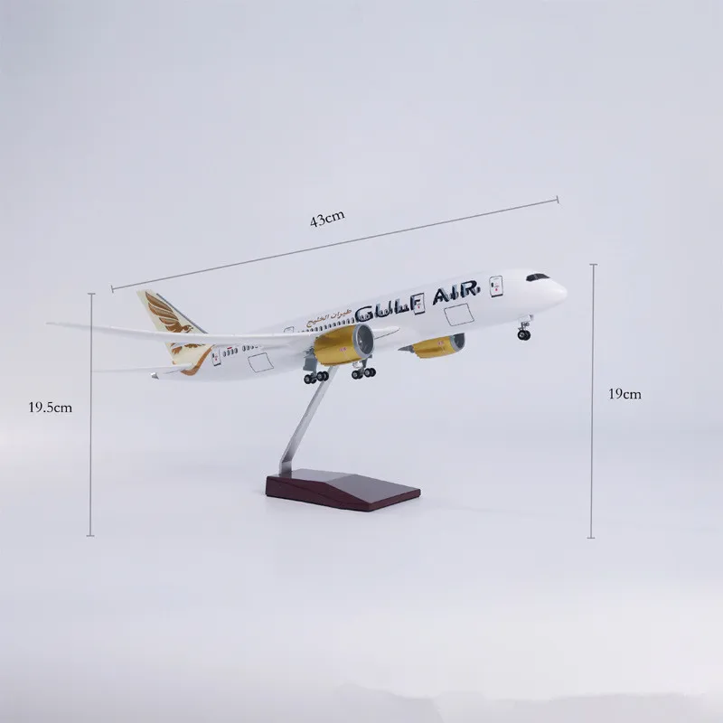 2024 New 1/130 Scale Gulf Air B787 Airline Airplane Diecast Resin Model Dreamliner Aircraft Plane Collection Decoration Gifts