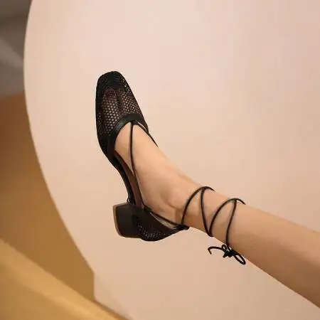 

Женские туфли-лодочки большого размера с квадратным носком и сеткой