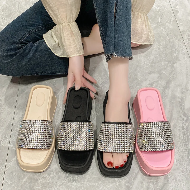Shining Bright Rhinestones Thick Sole Designer Brand Women Slippers Flat Shoes Open Toe Fashion Sexy Outdoor Ladies Shoes