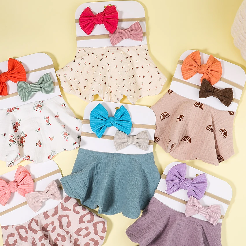 

3Pcs/Set Solid Color Bows Headband For Kids Bibs Newborn Baby Cotton Saliva Towel Cute Print Falbala Bibs Hair Accessories Gifts