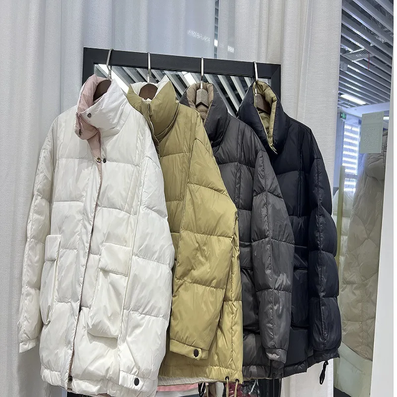 2022 New Winter Down Jacket Women's Large Pocket Loose Fashion Contrast Color Bread Coat Warm White Down Jacket for Women