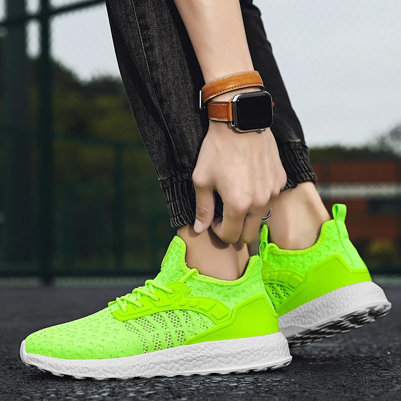 

Men's and Women's Comfortable Vulcanized Shoes Running Shoes Fashion Lace-up Non-slip Sneakers New Casual Walking Couple Shoes