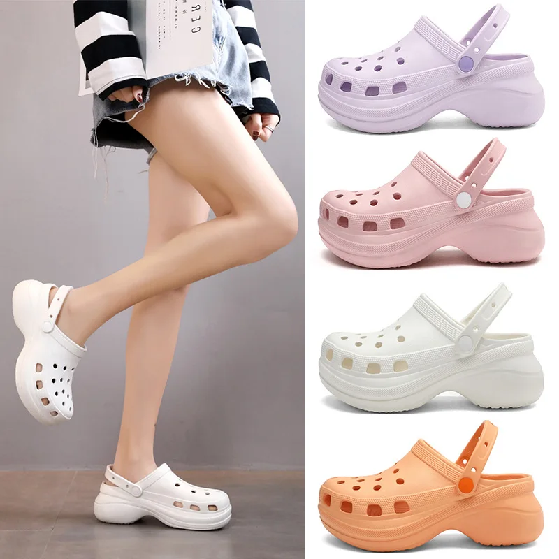 New type of thick soled sandals in the summer of 2023, high-heeled holed shoes, integrated insoleless sandals and slippers