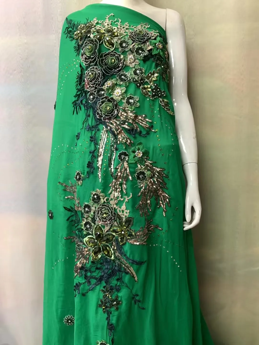 

Multicolor African Wedding Dress 100% Real Silk Lace Material High Quality 2022 Nigeria Georgette Big Stone Sequins Lace Fabric