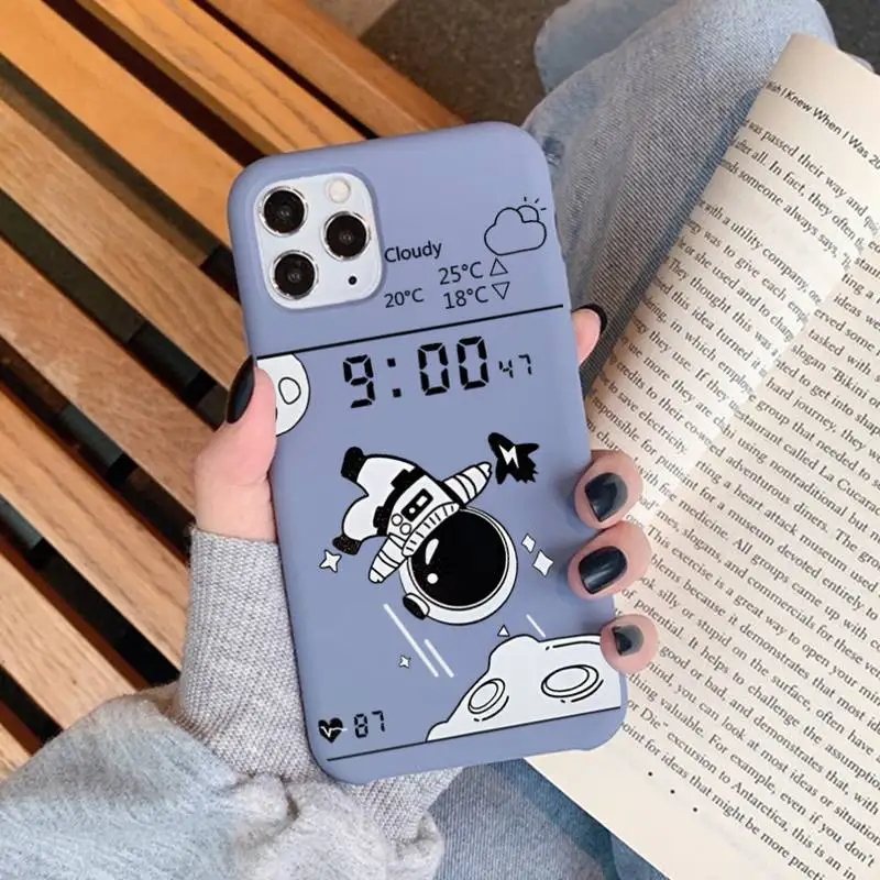 

YNDFCNB Cartoon Astronaut Phone Case for iPhone 11 12 13 Mini Pro Xs Max 8 7 6 6S Plus X XR Solid Candy Color Case