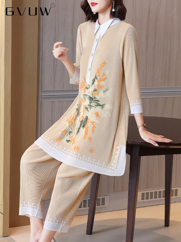 

Модный Элегантный плиссированный комплект из 2 предметов GVUW, женский топ с воротником-поло, свободные брюки-карандаш с принтом, новая женска...