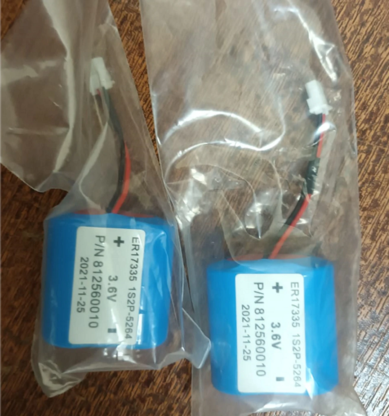 

20PC/Lot Lisoci2 Батарея ER17335 ER литиевые батареи 17335 3.6V Batteria 1S2P 4.4Ah 5264 connector with wires OEM ODM