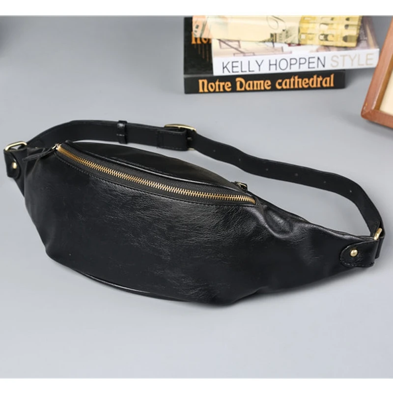 New 2023 Men's Quality Bodypack Casual Fashion Small Bag Sports Mobile Bodypack Solid Color Small Design Chest Bag